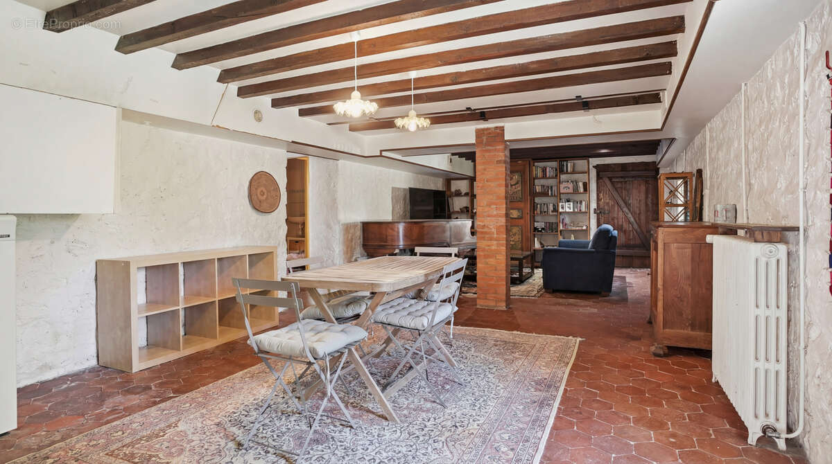 Maison à FONTAINEBLEAU