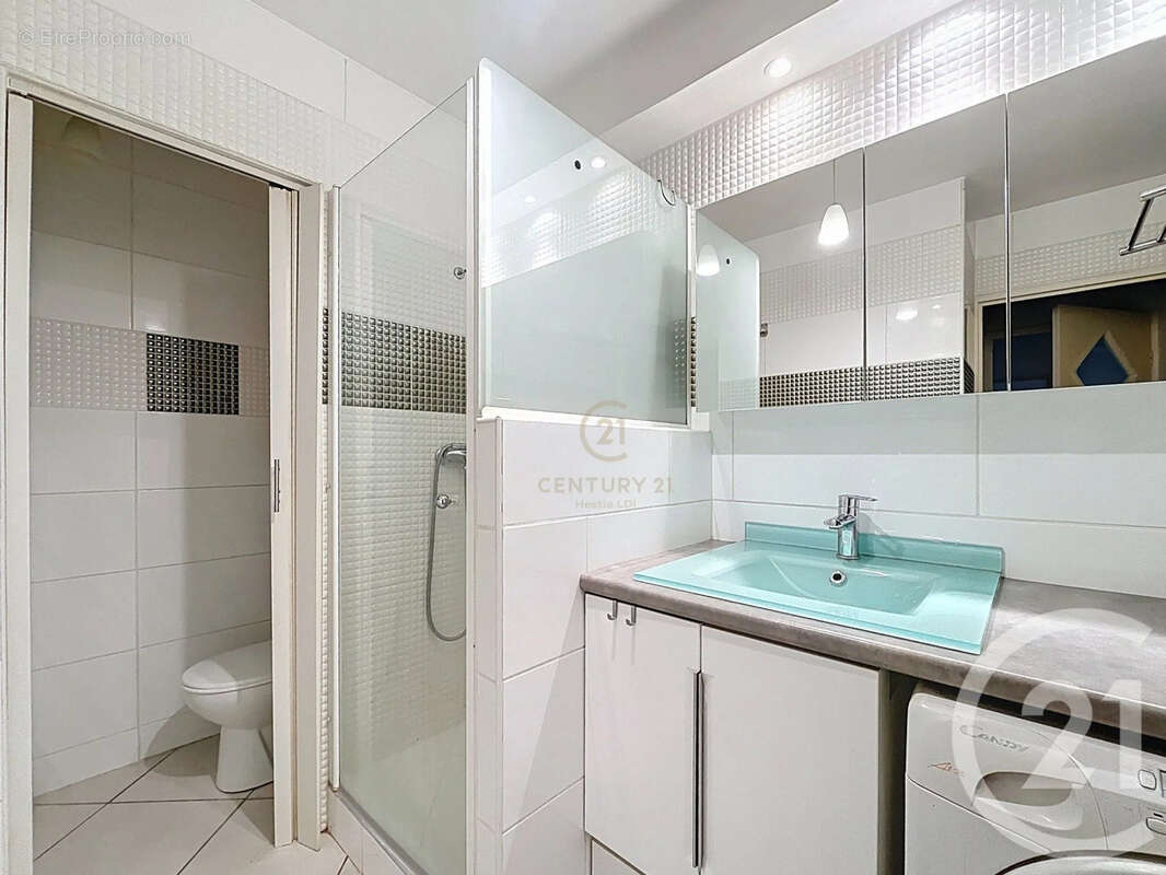 Appartement à LYON-8E