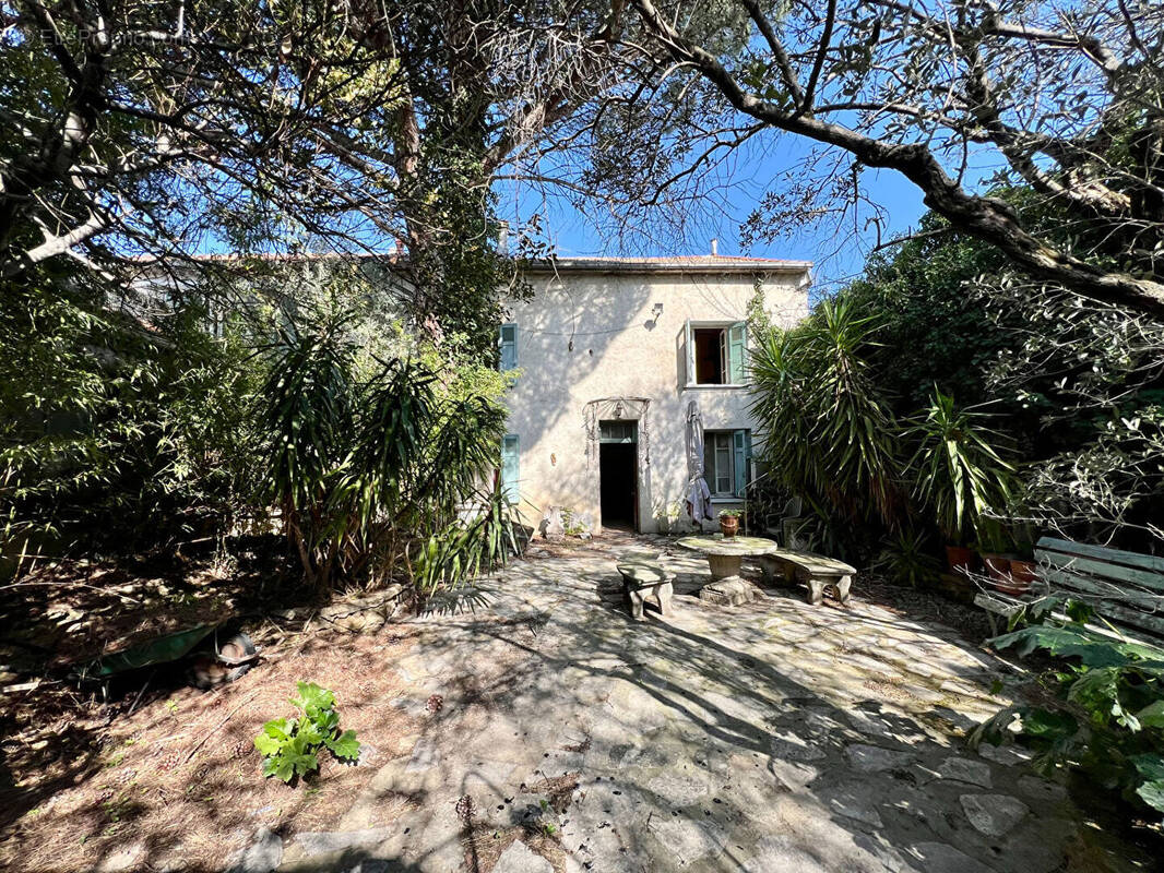 Maison à SORGUES