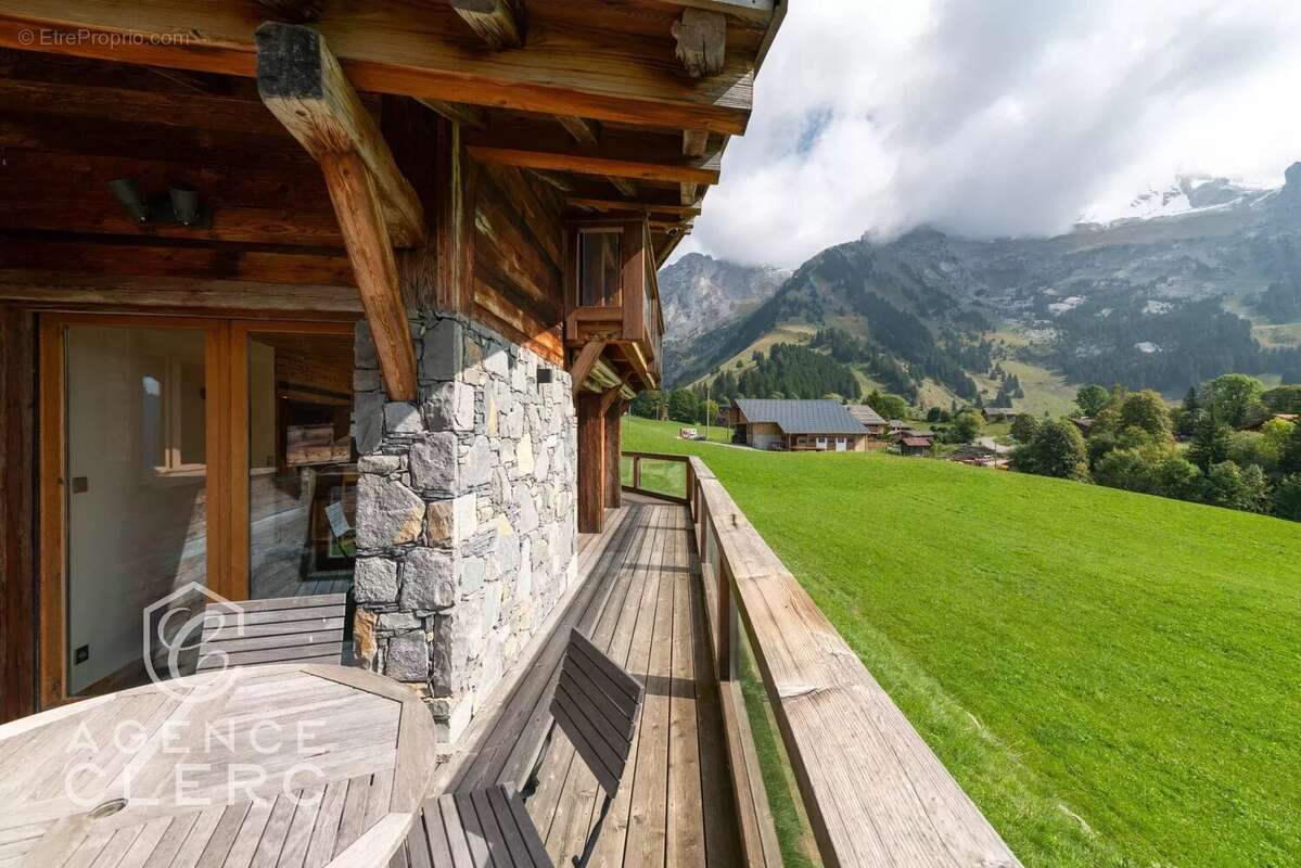Maison à LA CLUSAZ