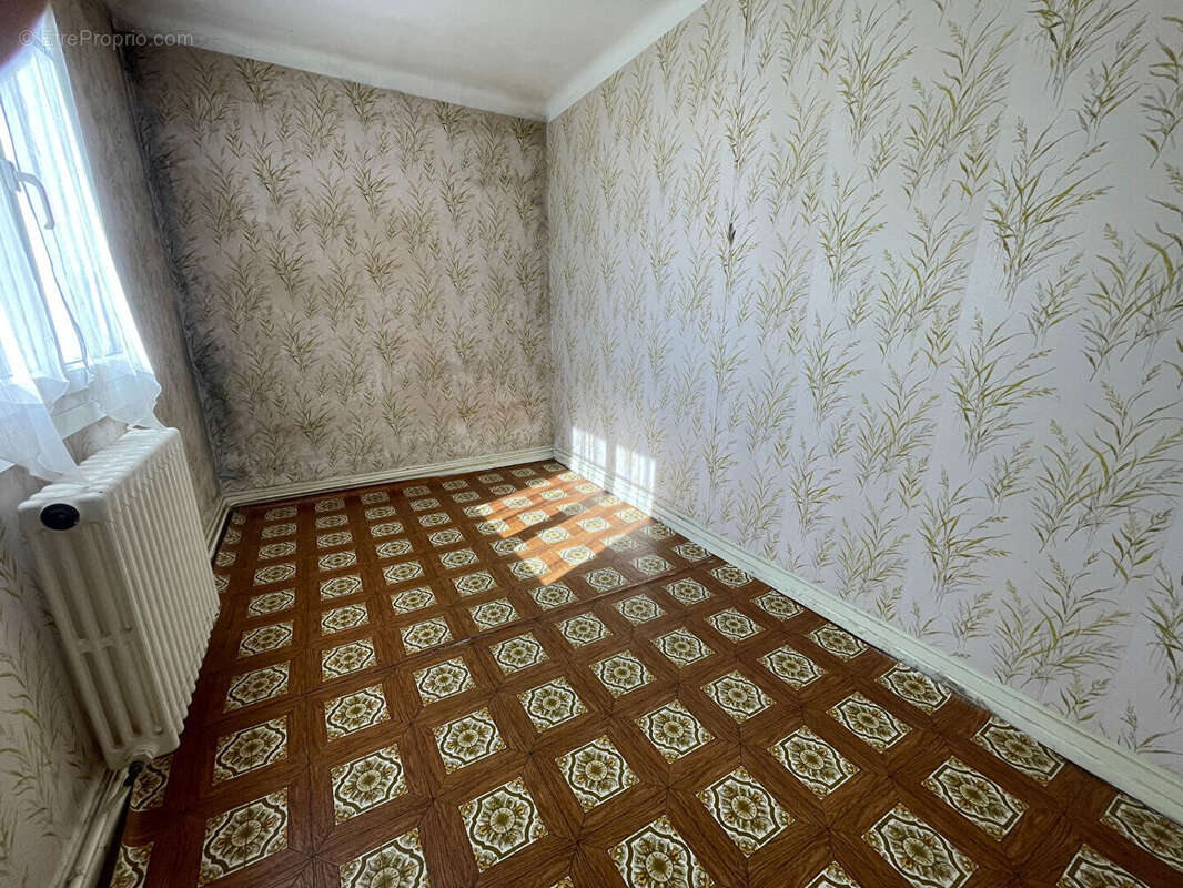 Maison à HAUTE-GOULAINE