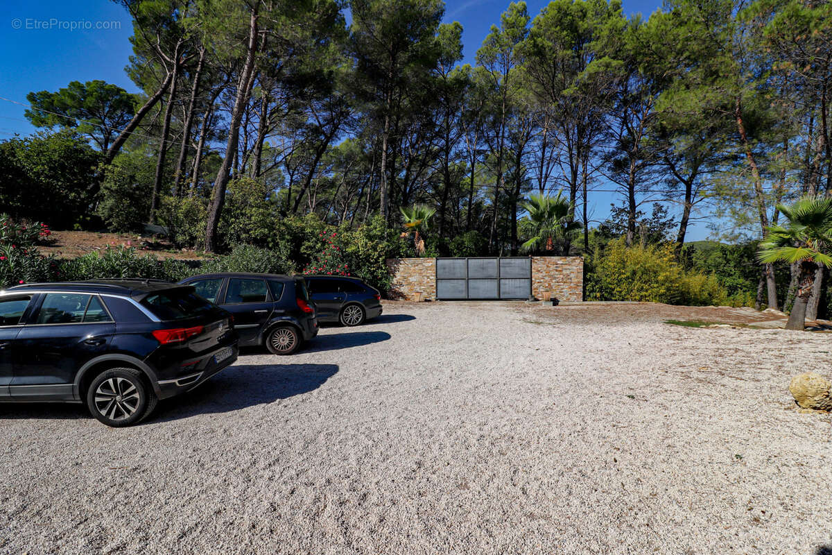 Maison à DRAGUIGNAN