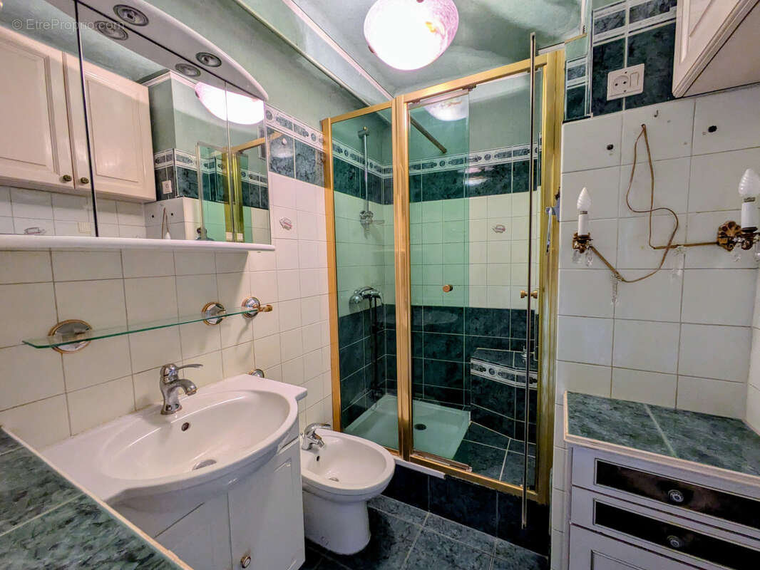 Appartement à MARSEILLE-14E