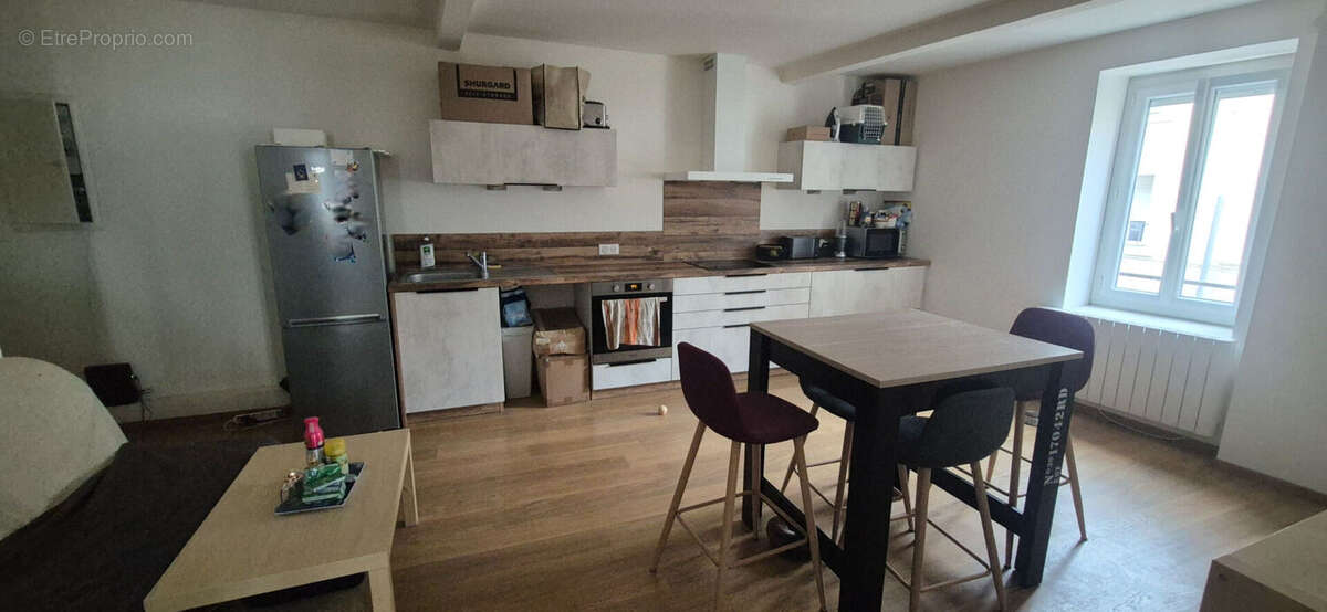 Appartement à LE PEAGE-DE-ROUSSILLON