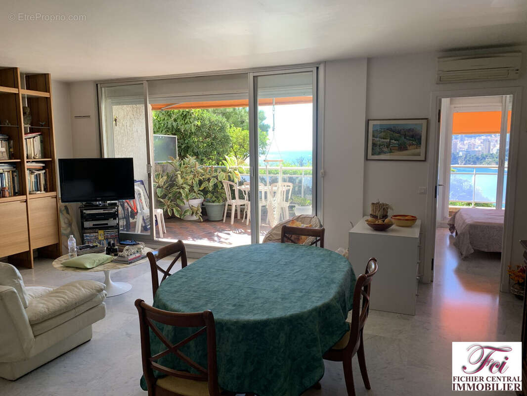 Appartement à ROQUEBRUNE-CAP-MARTIN