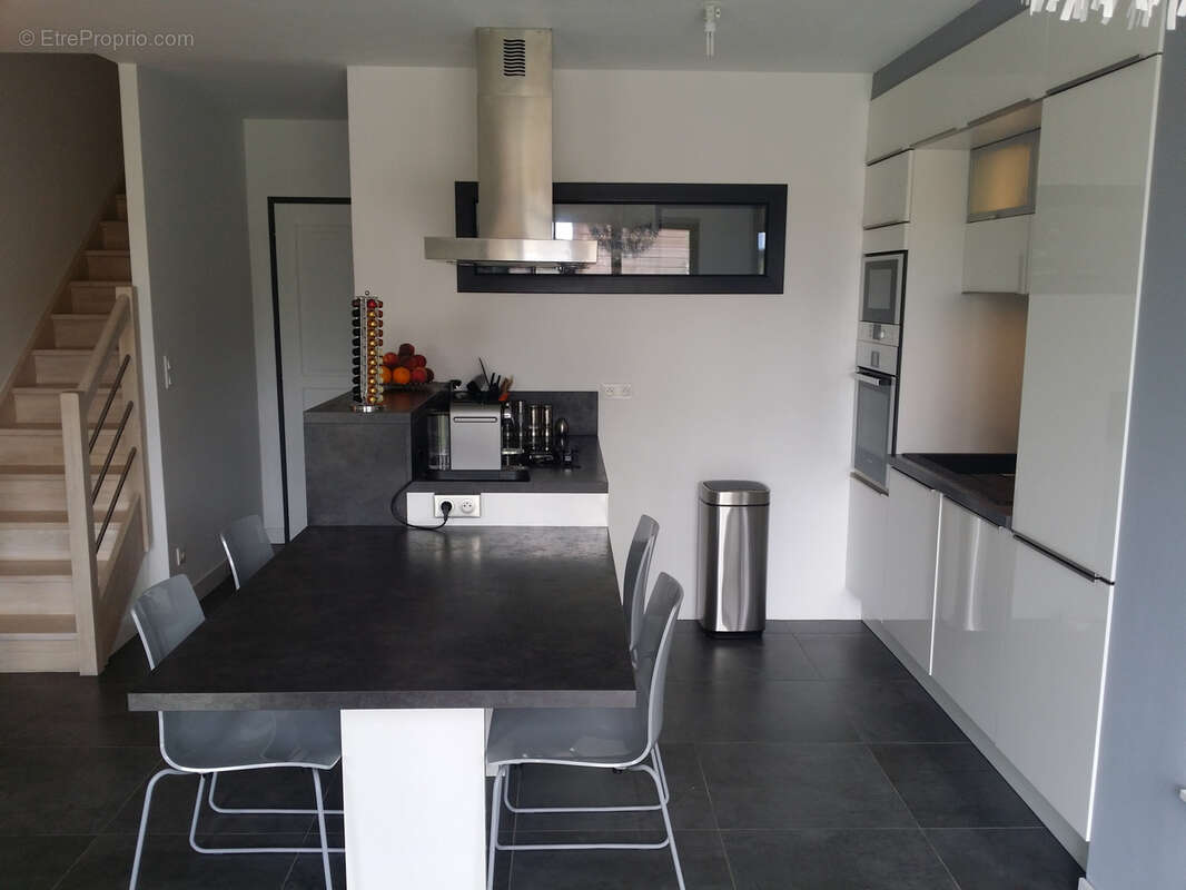 Maison à L&#039;ISLE-D&#039;ABEAU