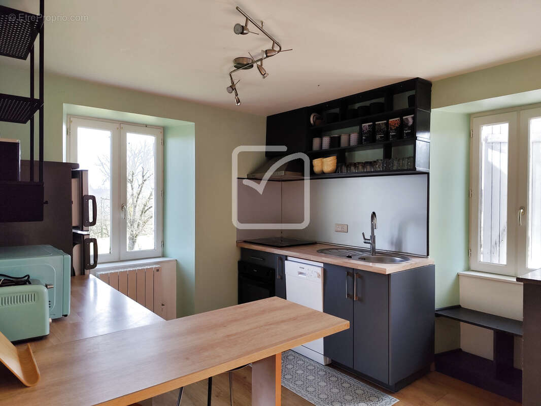 Maison à LIOURDRES
