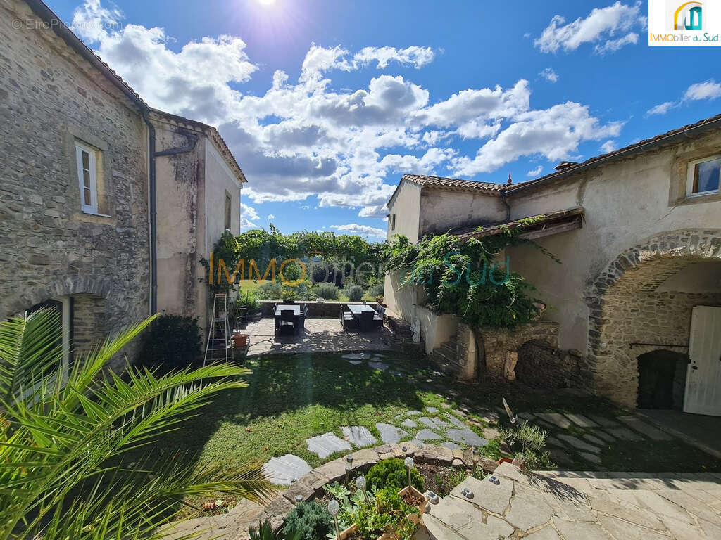 Maison à ROUSSON