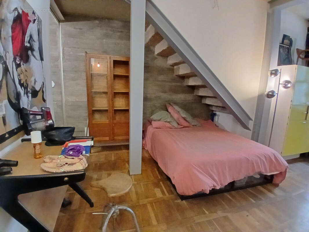 Appartement à PARIS-19E