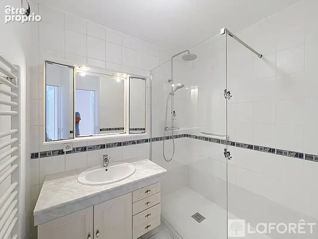 Appartement Voiron 4 pièce(s) 100.4 m2 - photo 6