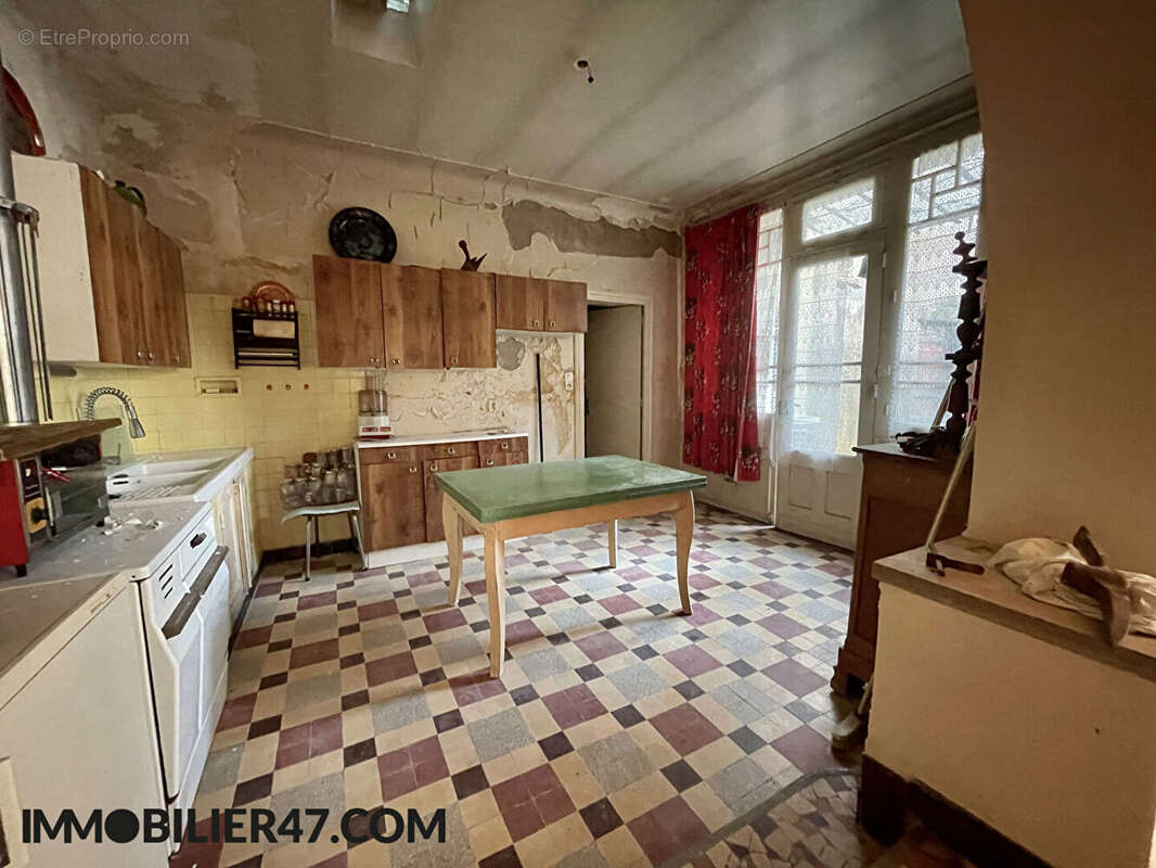 Maison à CASTELMORON-SUR-LOT