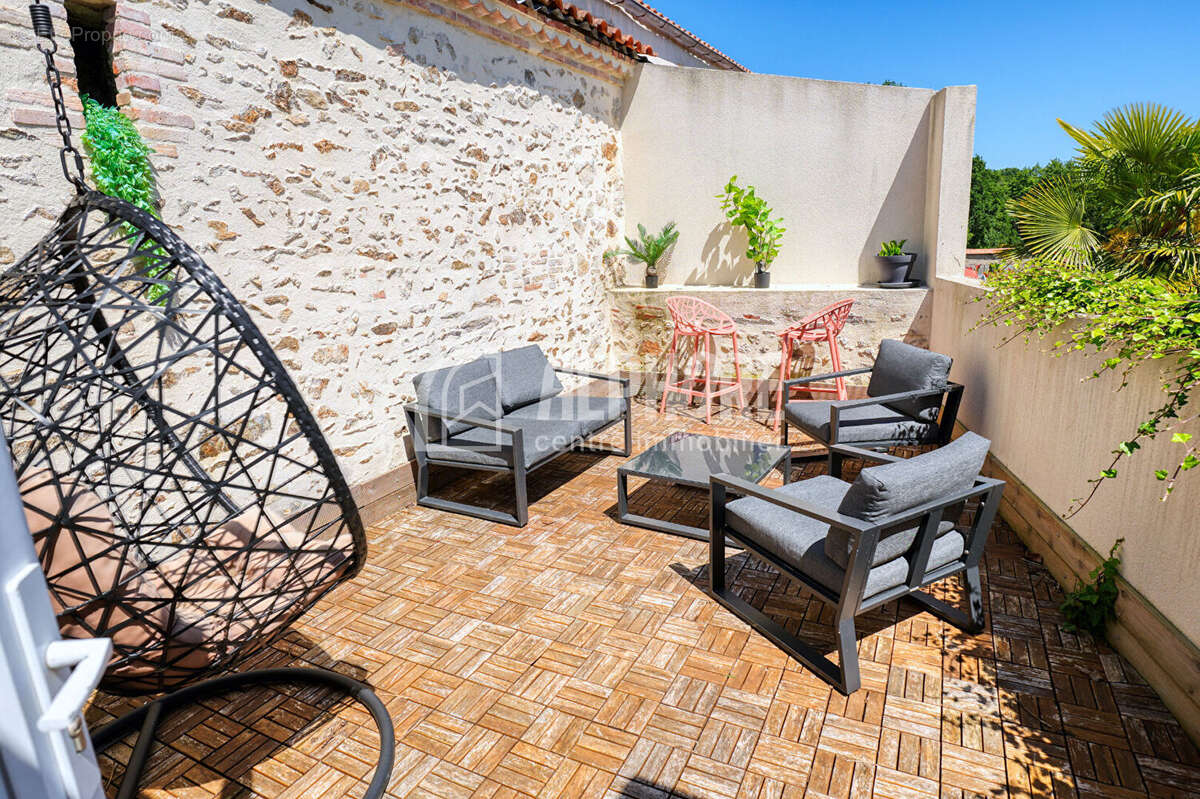 Maison La Chaize Le Vicomte 108.68 m2 - photo 2