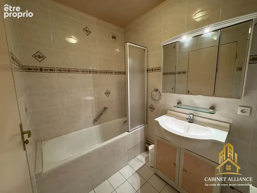 Appartement à vendre 4 pièces avec terrasse -Proche gare - photo 12