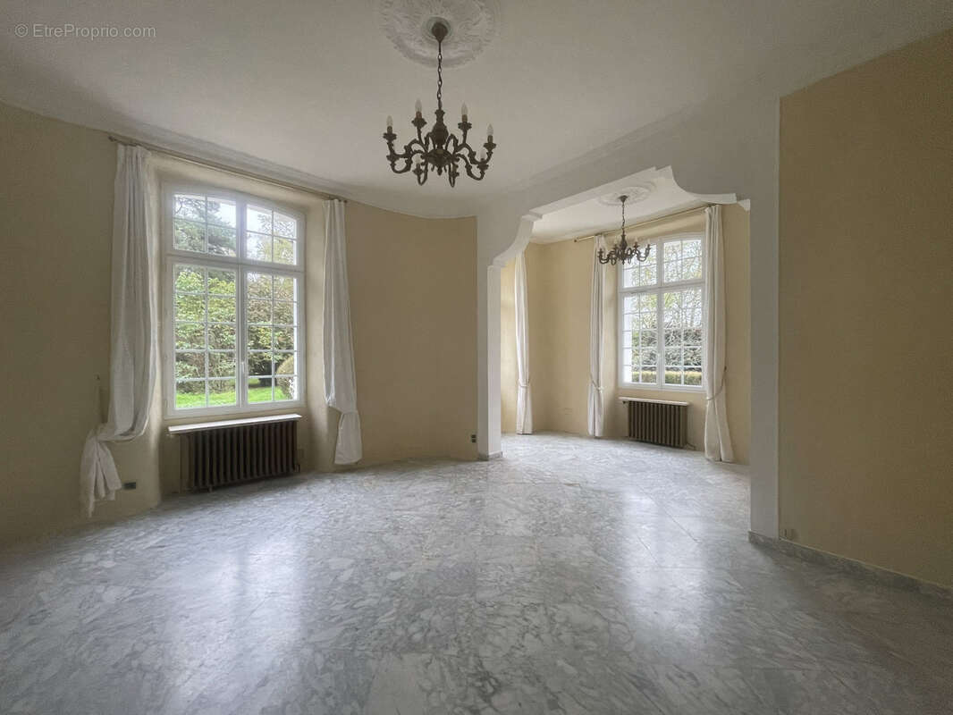 Maison à BRETEUIL