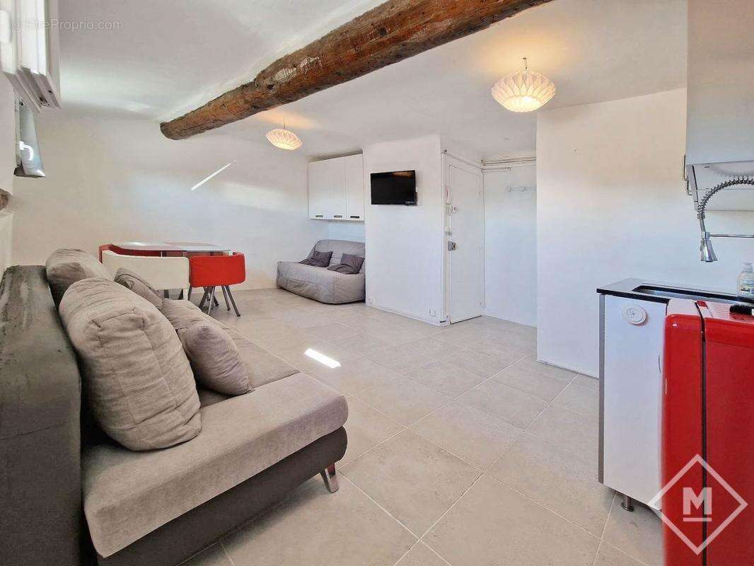 Appartement à MARSEILLE-2E