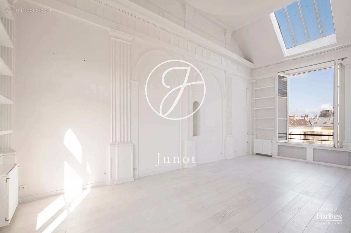 Appartement à PARIS-6E