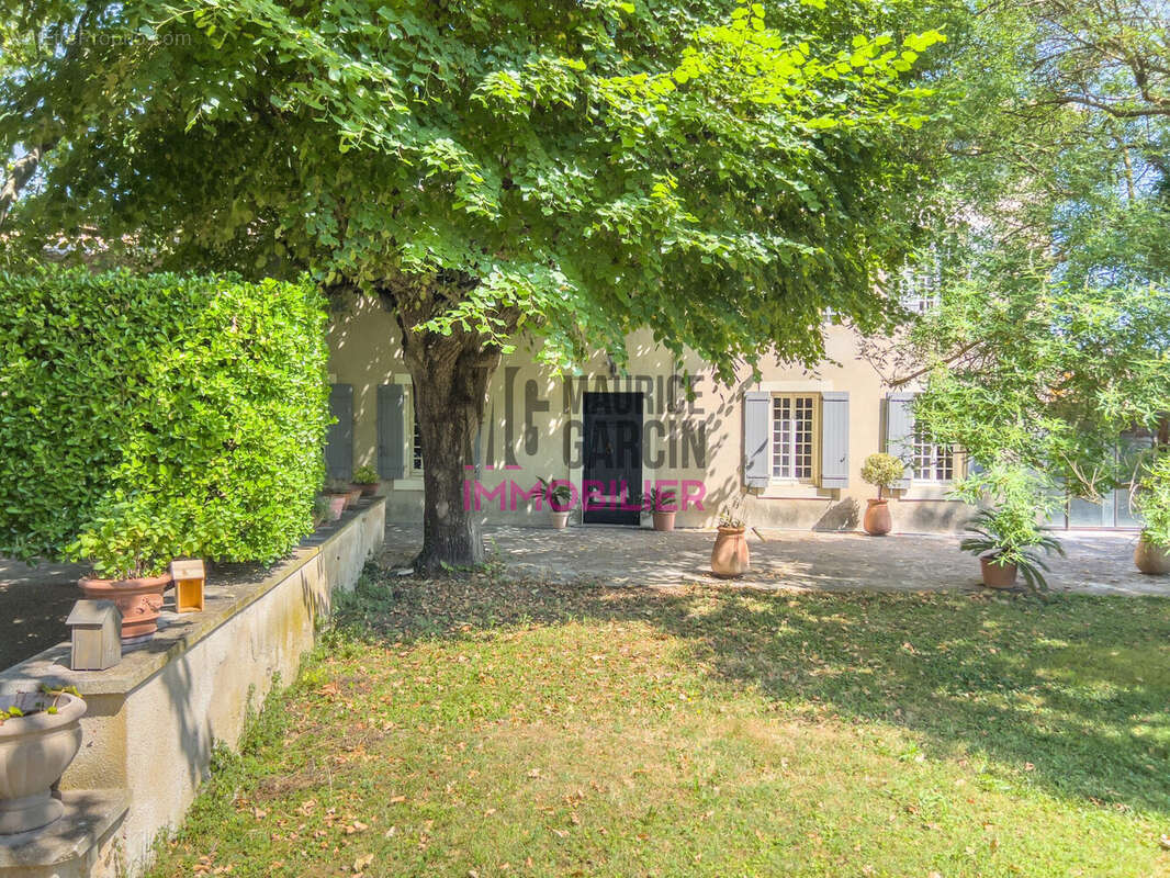 Maison à MONTEUX