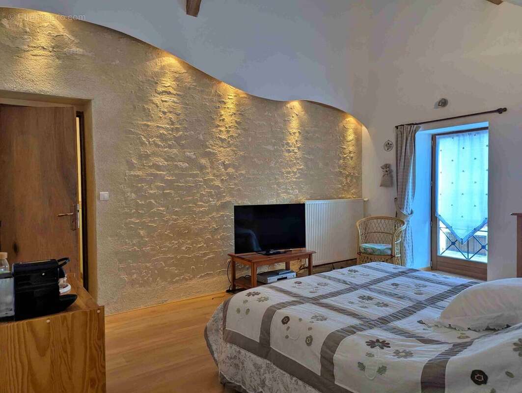 Maison 203 m² à Bazarnes  - photo 7