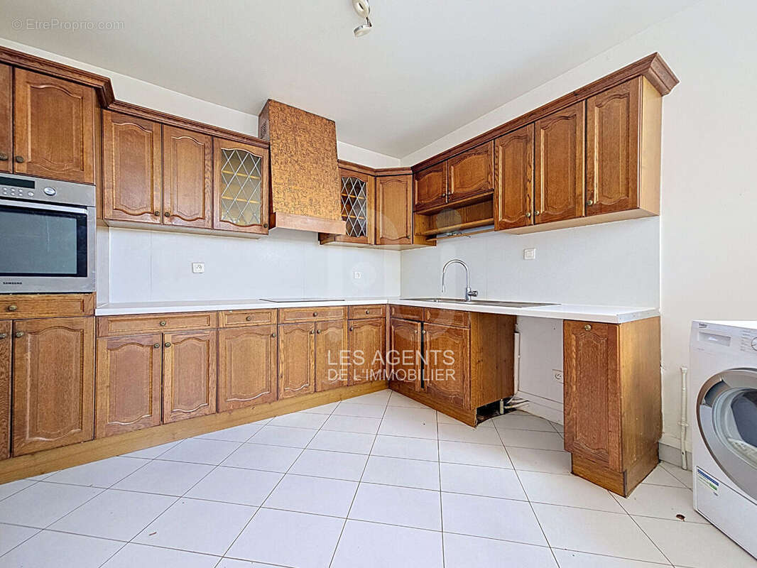 Appartement à ASNIERES-SUR-SEINE