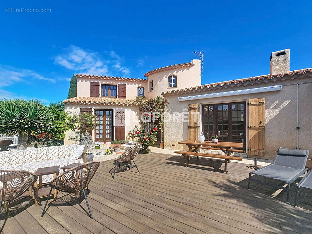 Maison à SAINT-CYPRIEN