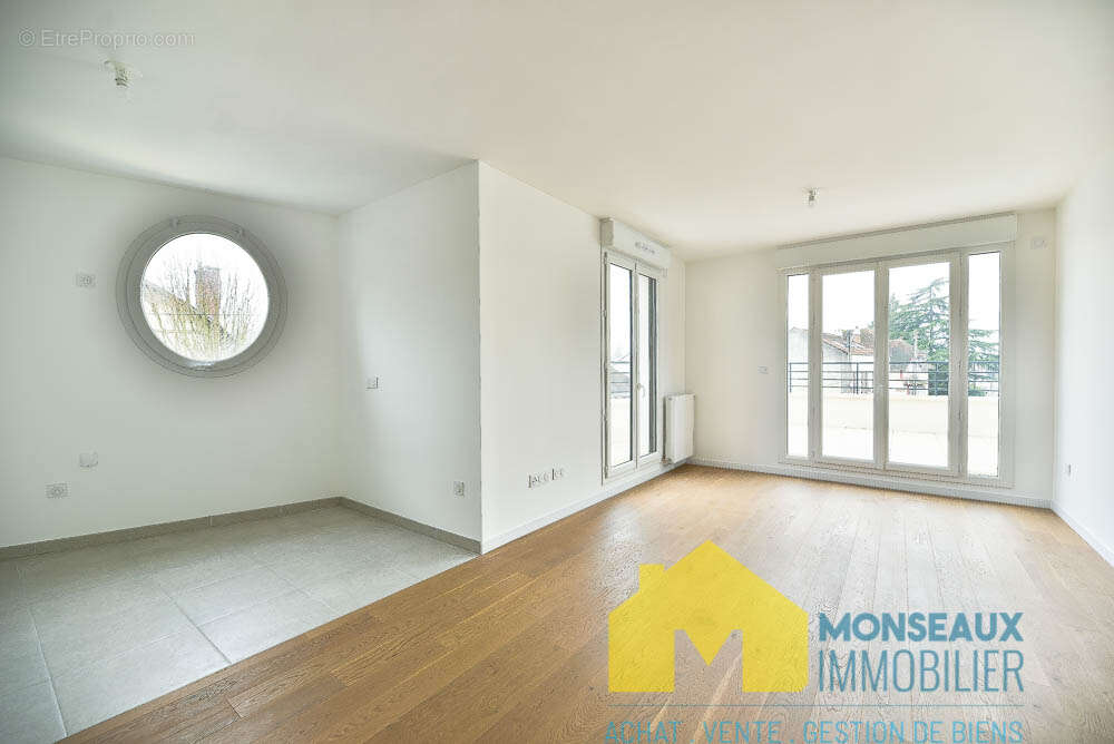 Appartement à EPINAY-SUR-ORGE