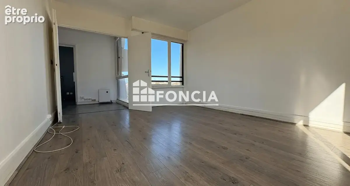 Appartement 2 pièces 47 m² à vendre à Conflans-Sainte-Honorine (78700) - photo 2