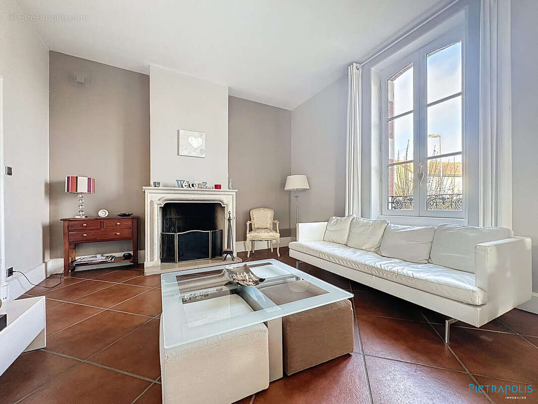 Maison à SAINT-MARCEL