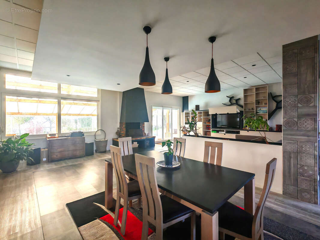 Propriété 5 Chambres - photo 3