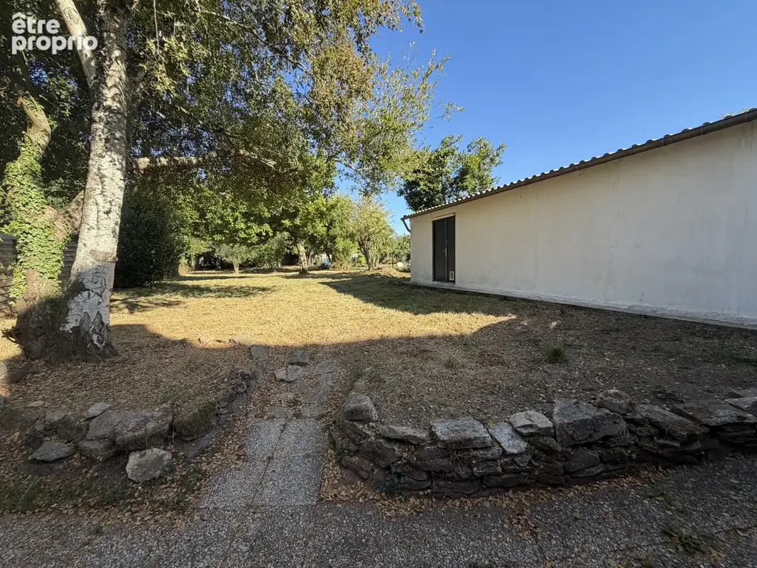 EXCLUSIVITÉ   Charmante maison avec jardin et garage à Saint-Barthélemy - photo 7