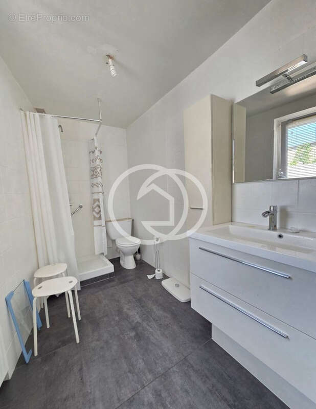 Maison individuelle de 178m2 avec dépendance de 78m2 - photo 8