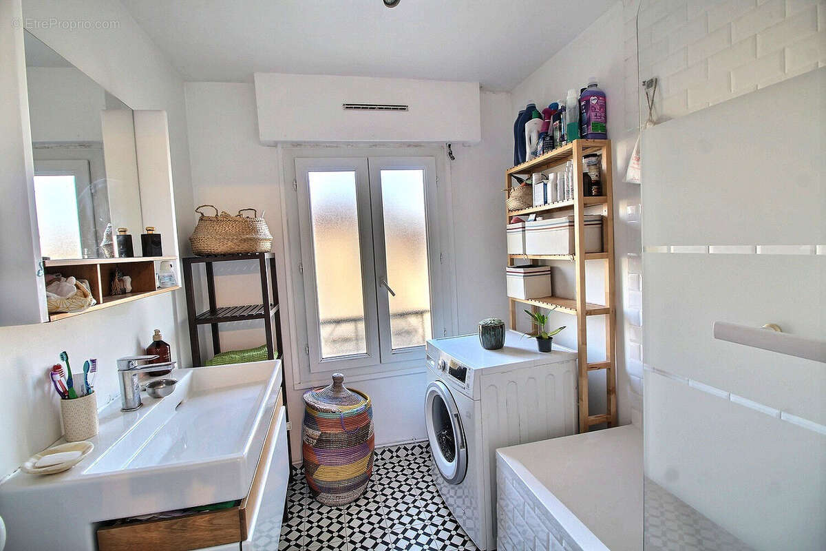 Appartement à CHATILLON