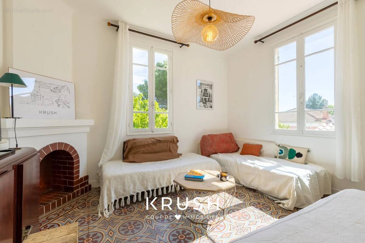 Appartement à SAINT-CYR-SUR-MER