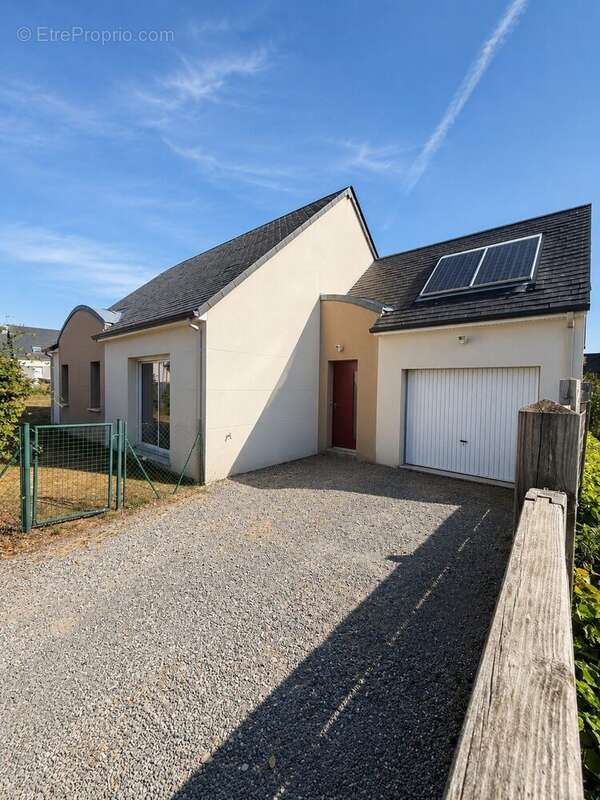 Maison à MONTBAZON