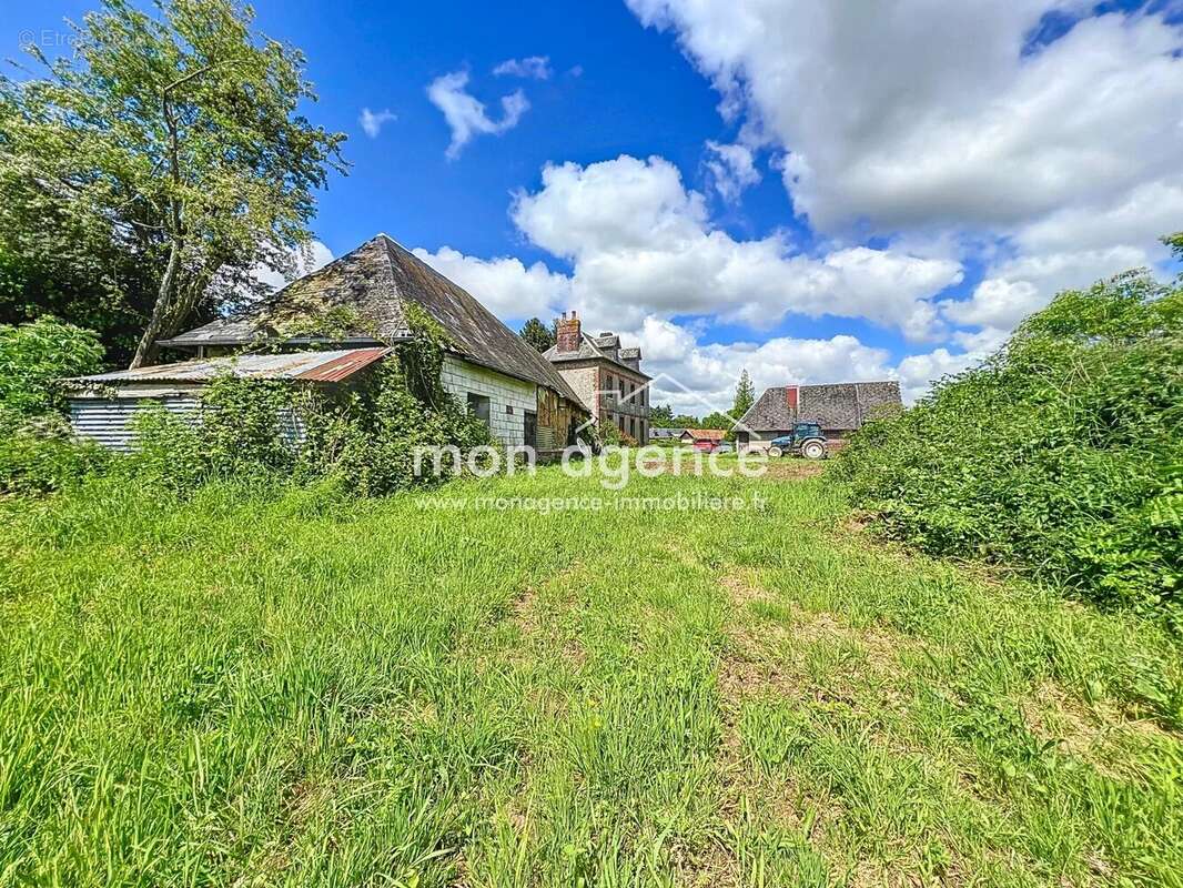 Maison à VIEUX-MANOIR