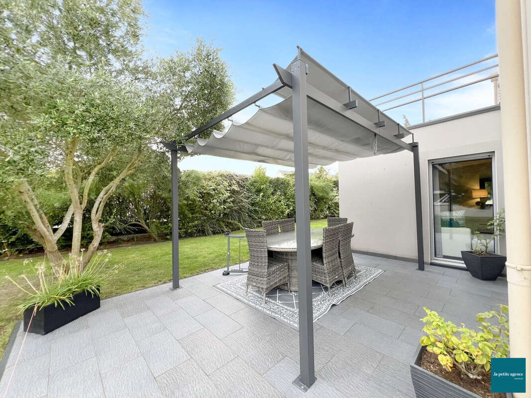 Maison à BENOUVILLE