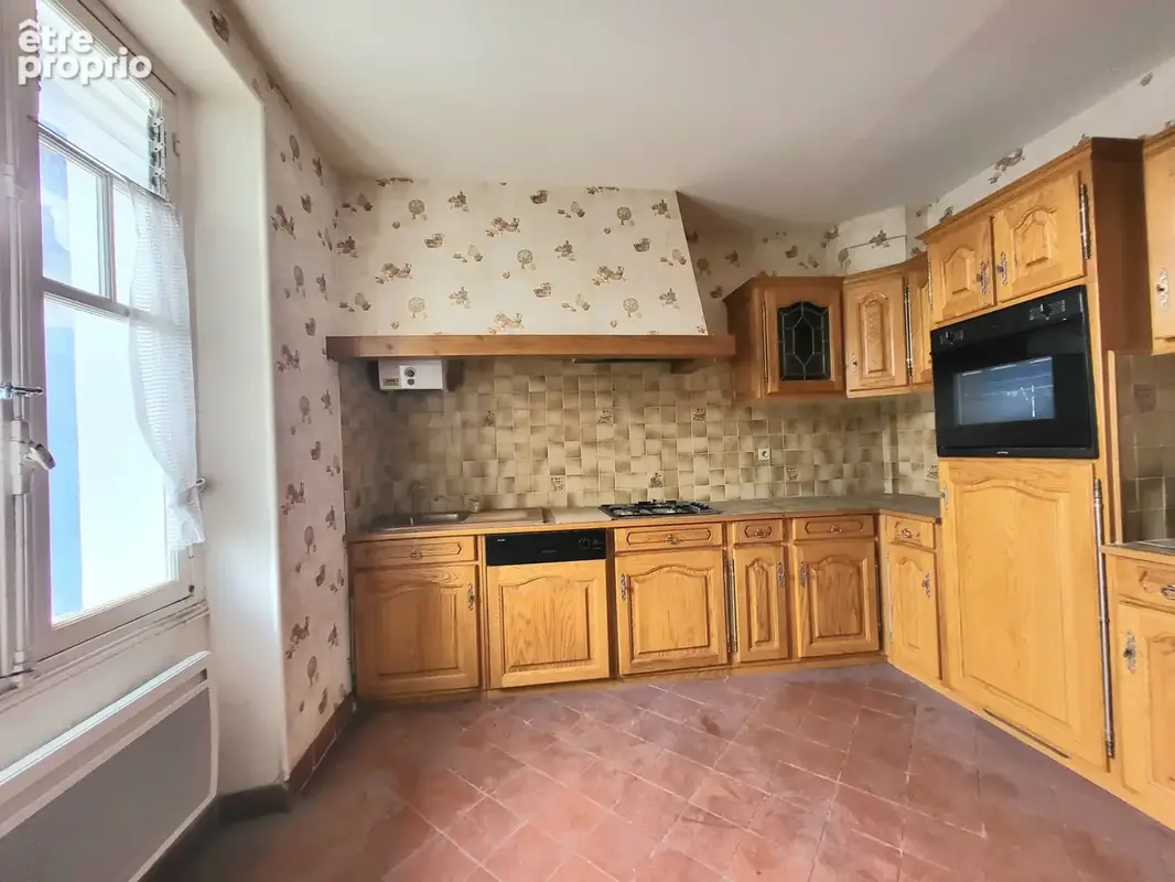 Appartement à rénover   58 m2 avec combles privatifs - photo 6