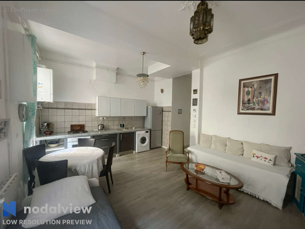 Appartement à MARSEILLE-3E