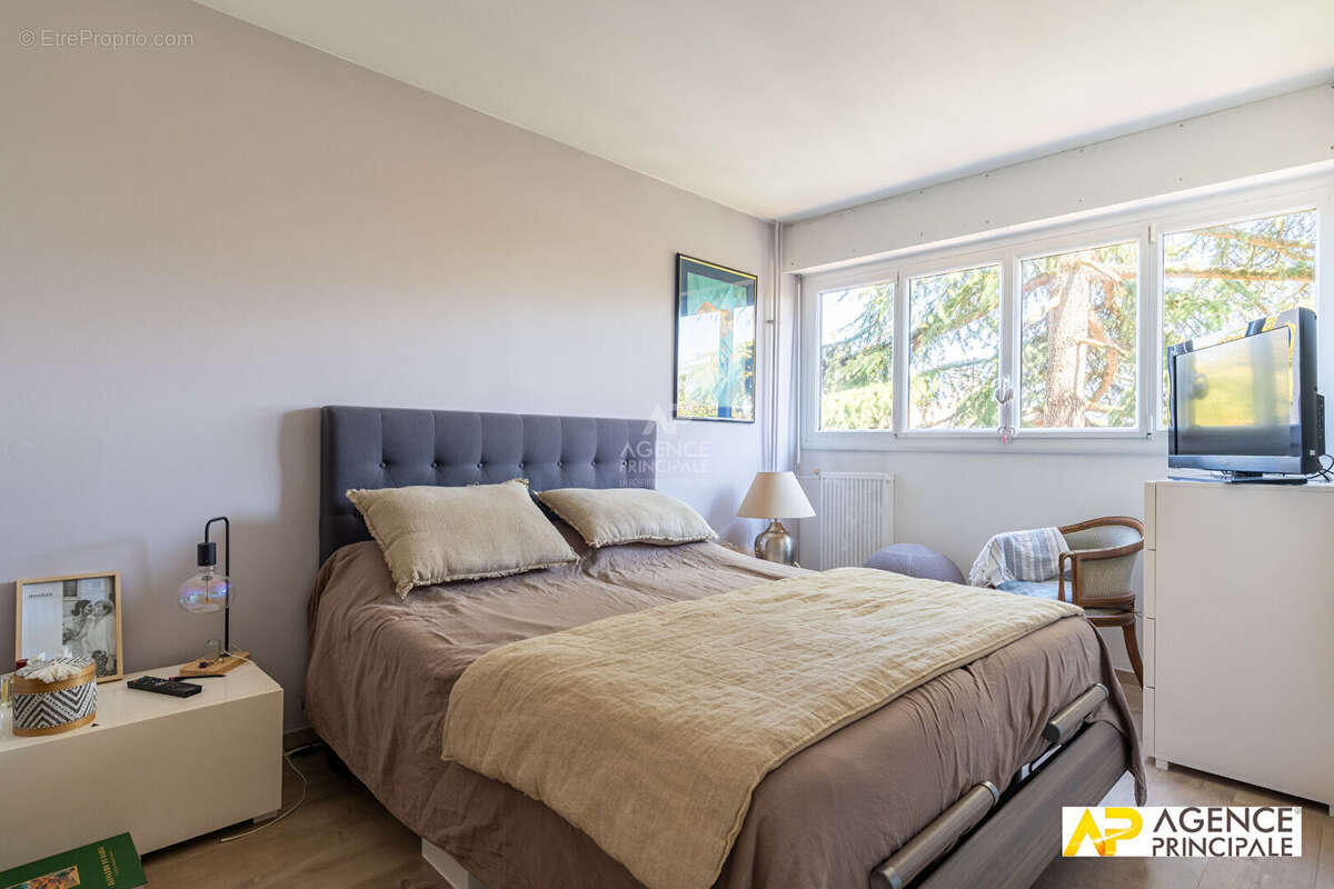 Appartement Le Mesnil Le Roi 4 pièce(s) 86.85 m2 - photo 16