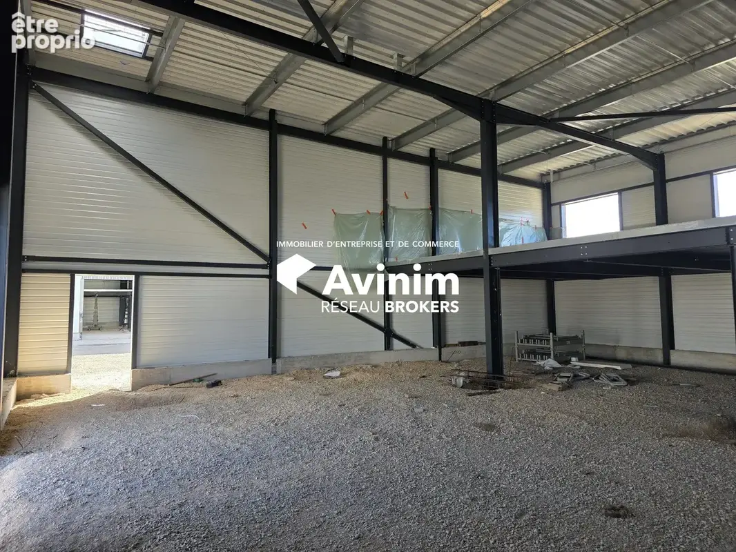 Commerce 280 m² à vendre à Clermont-L'herault (34800) - photo 2
