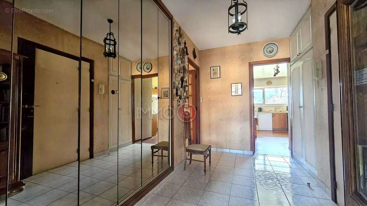 Appartement à LE RAINCY