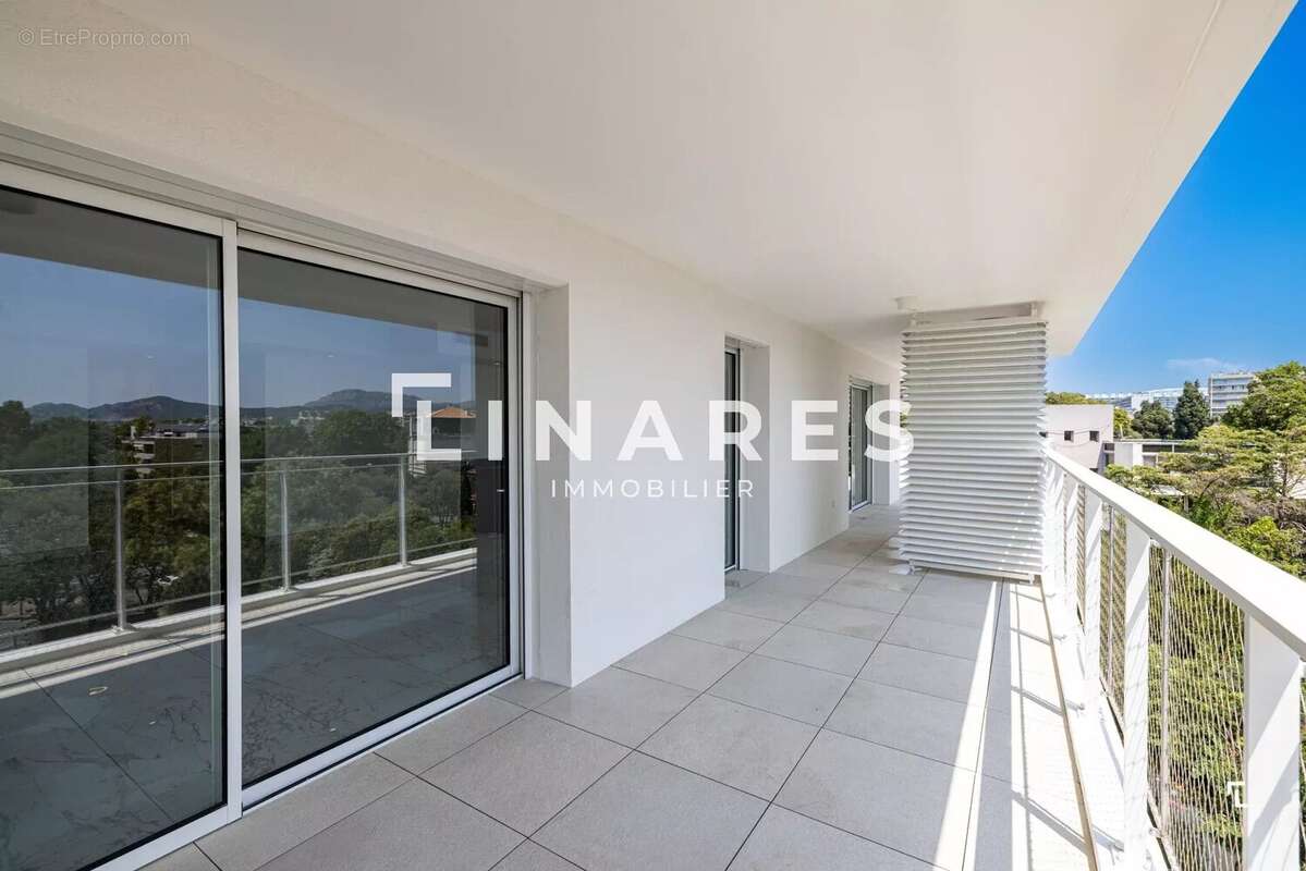LE SKYINE - Appartement T4 de 160m² - Rooftop - Terrasses panoramiques - 13008 - photo 23