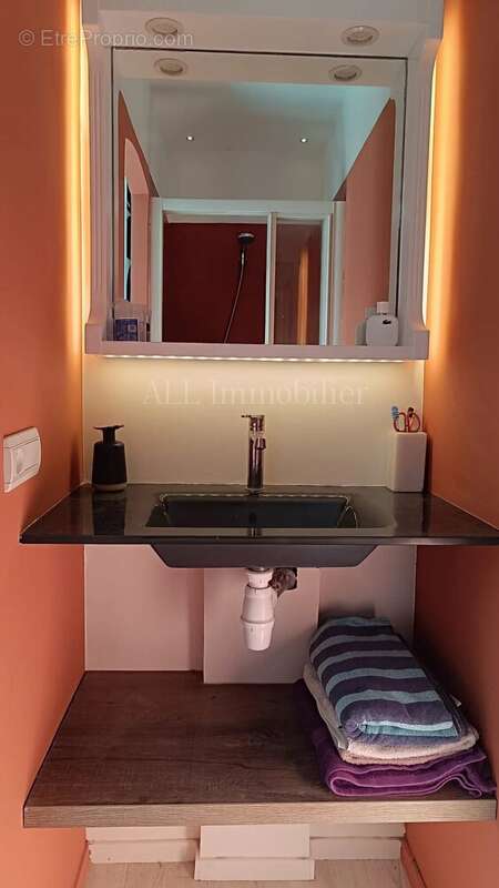 Appartement à LA MOLE