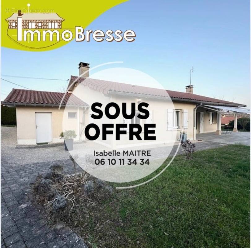 Façade OUEST : 146 m² habitables, 1 193 m² de terrain clos - Maison à ROMENAY