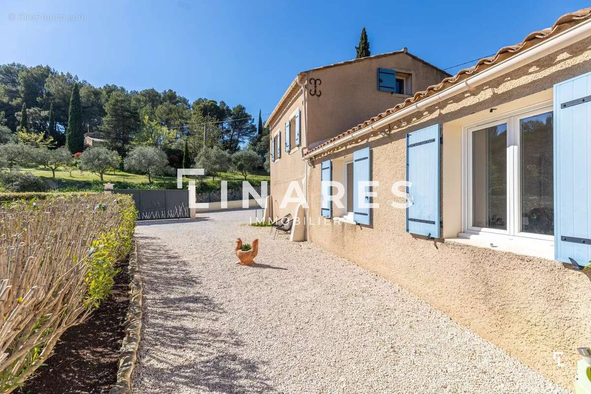 Maison à PERTUIS