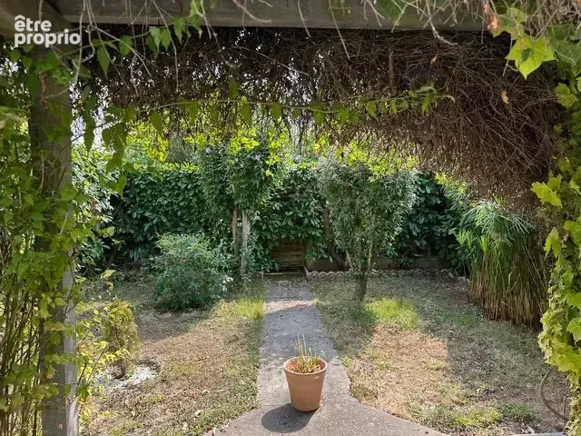Agen centre - maison de ville avec atelier et beau jardin - photo 15