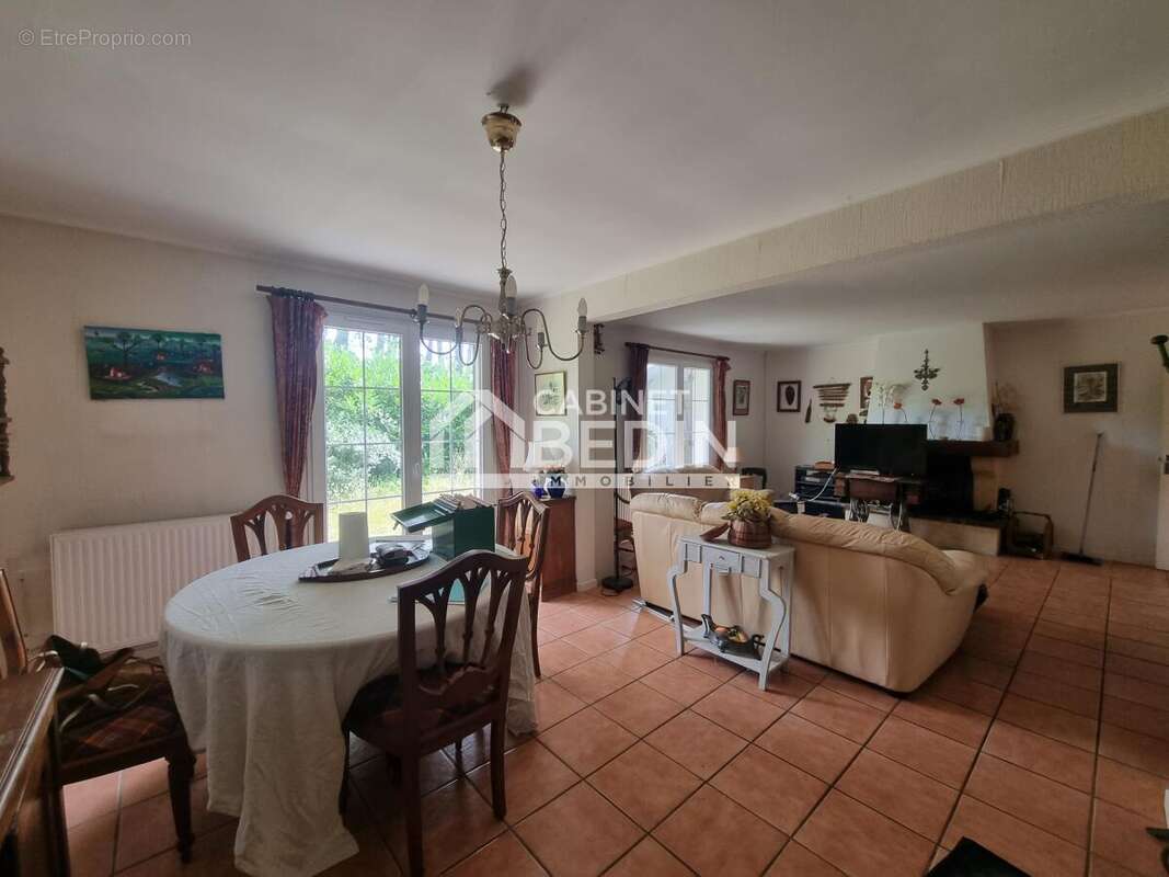 Maison à SAINT-MEDARD-EN-JALLES