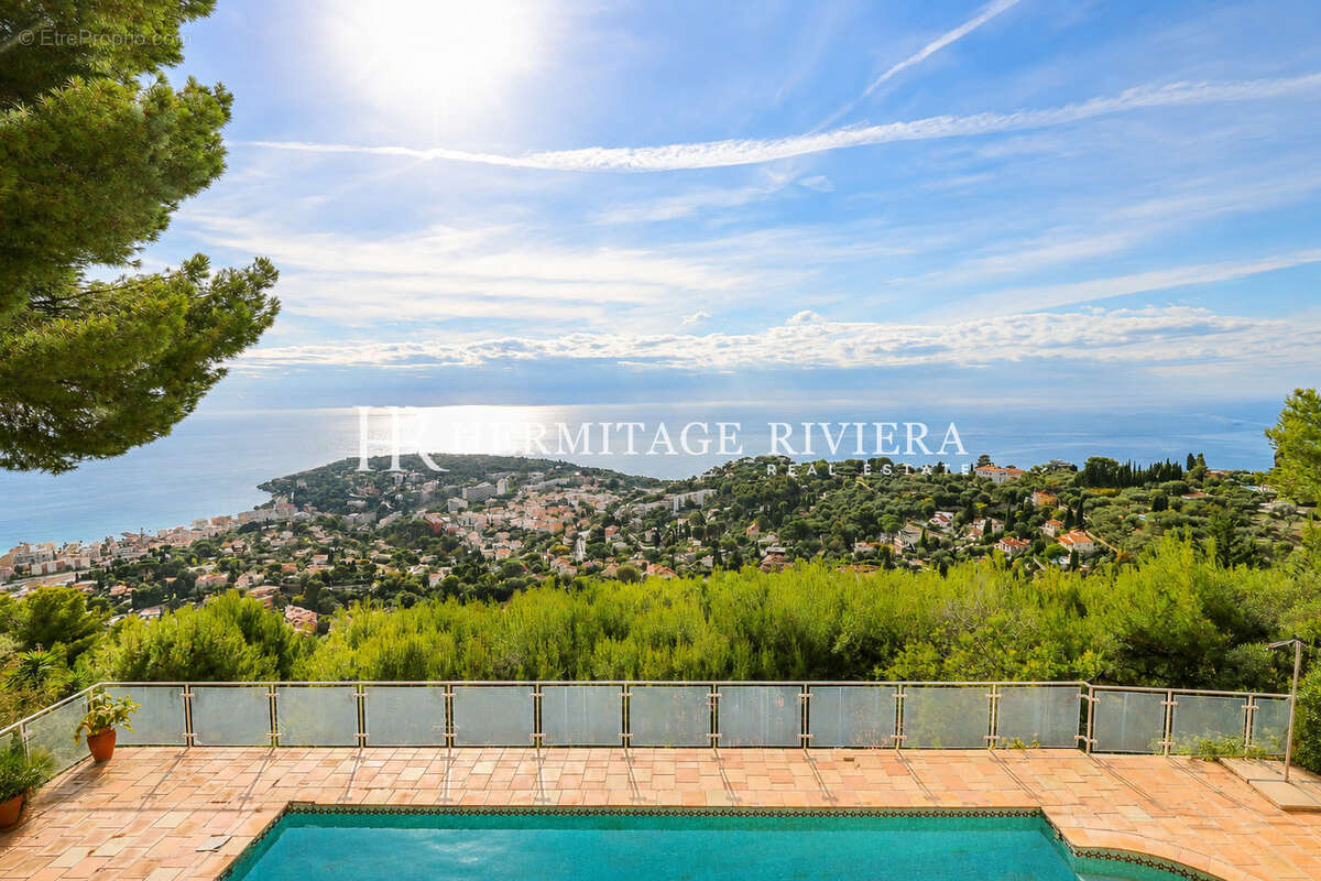 Maison 398 m² à Roquebrune-Cap-Martin  - photo 1