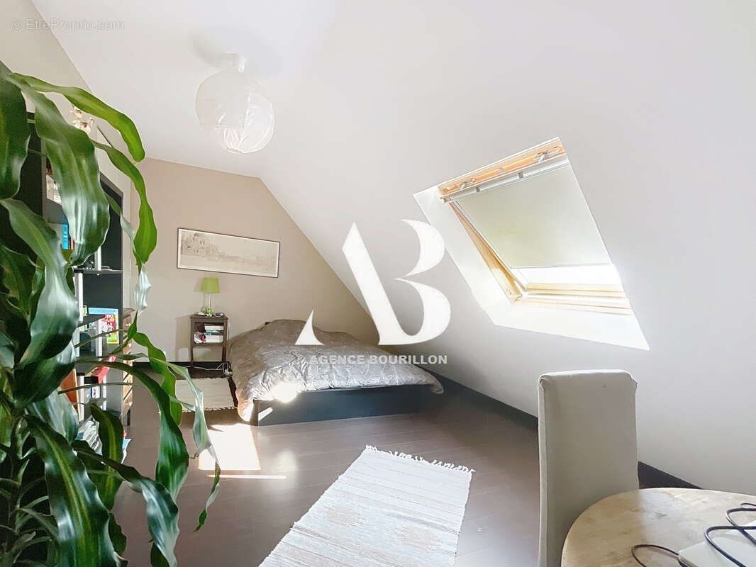 Maison à LA CHAPELLE-RABLAIS