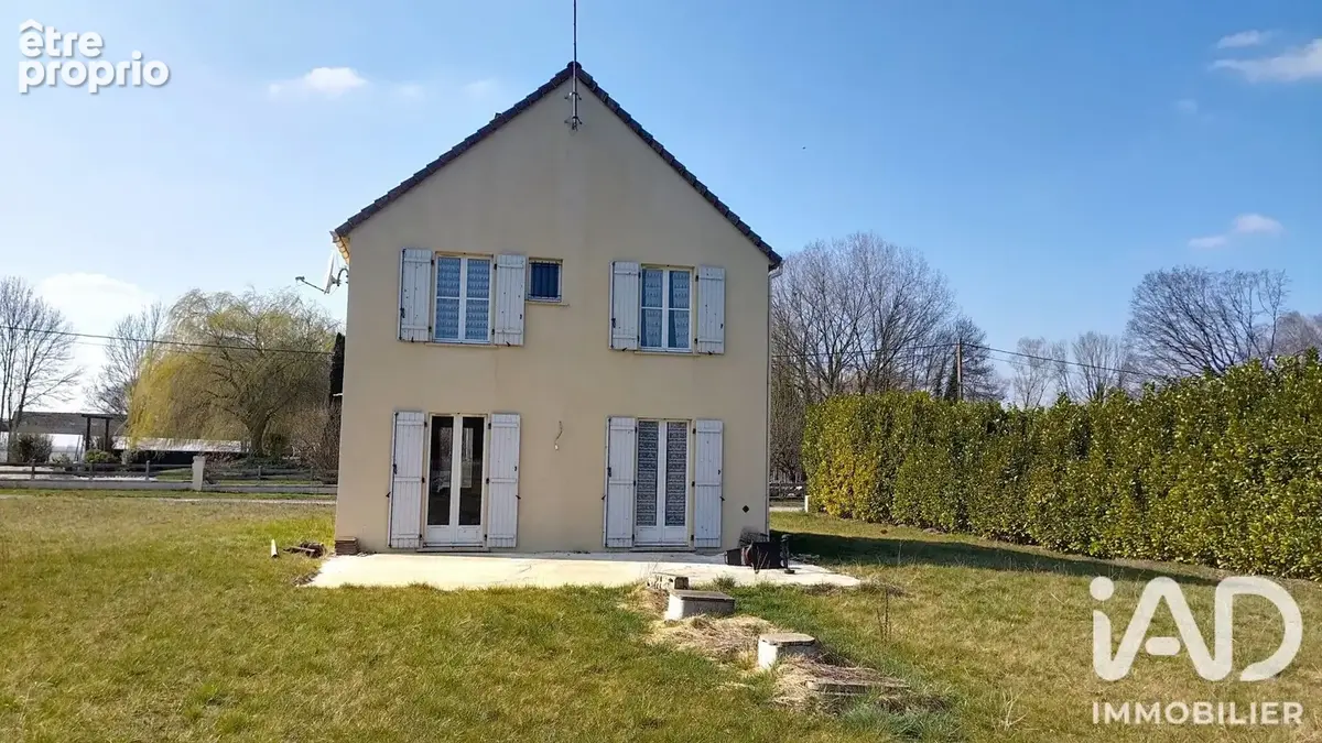 Photo 1 - Maison à SAINT-LUPIEN