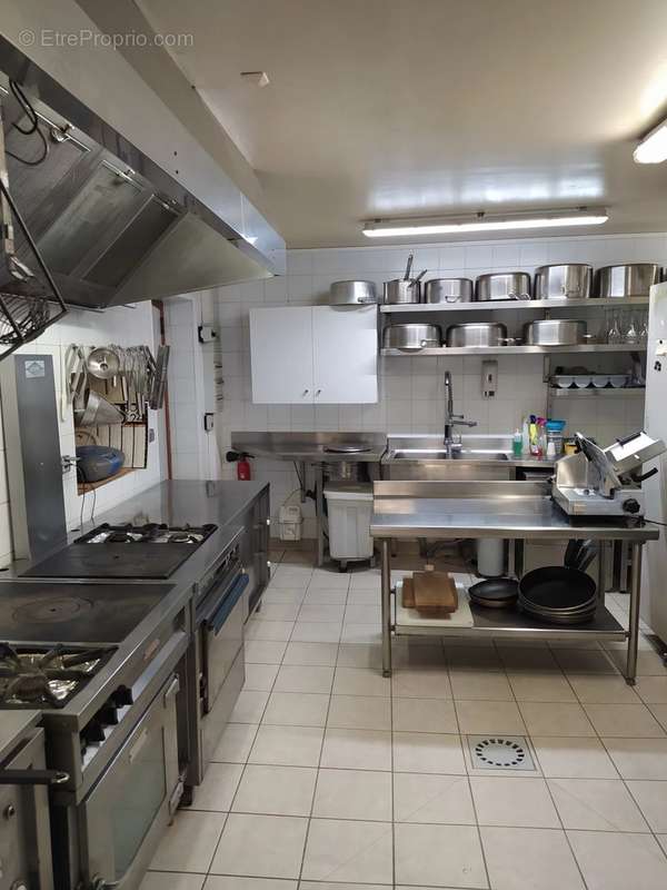 Commerce à VARACIEUX